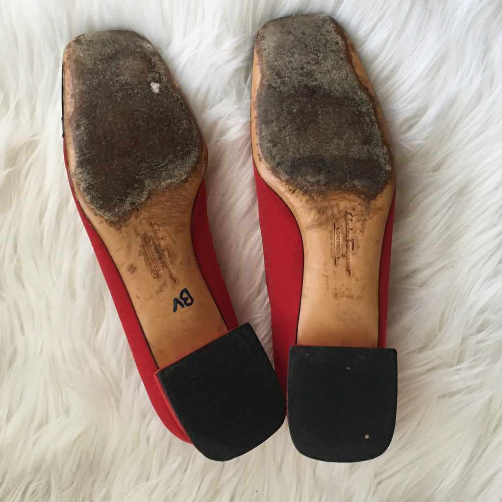 Vintage ferragamo cheap pumps